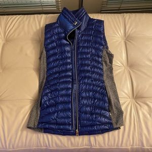 Calvin Klein Puffer Vest Blue small